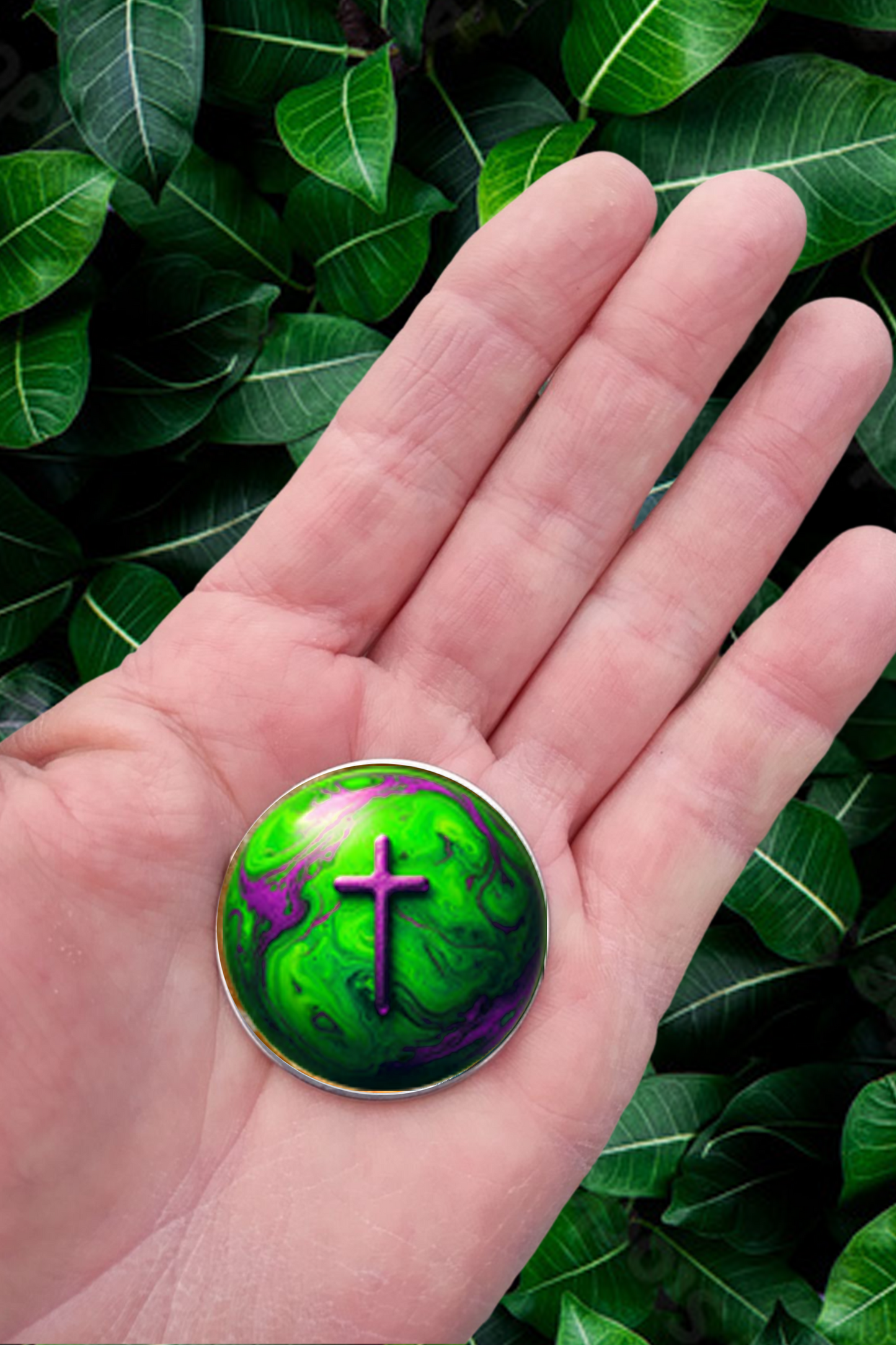 WORLD AND CROSS-GREEN-POCKET PEBBLE